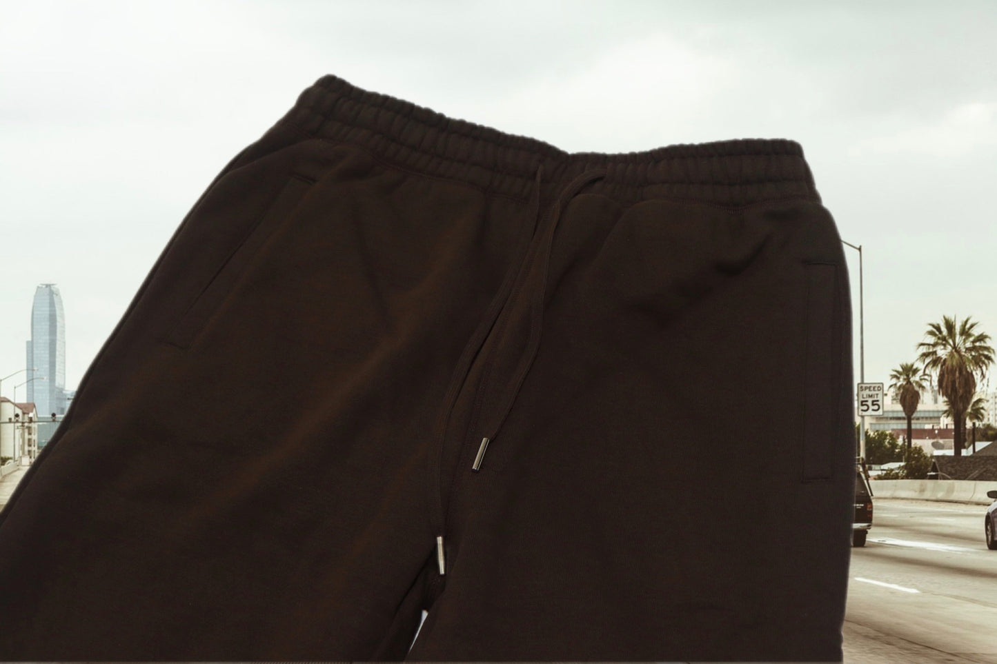 MAISON ARTICLE
PREMIUM FLEECE JOGGER PANTS BROWN