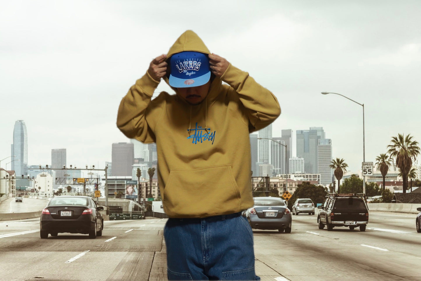 Mitchell&Ness LAKERS Gradient world bleu royal cap