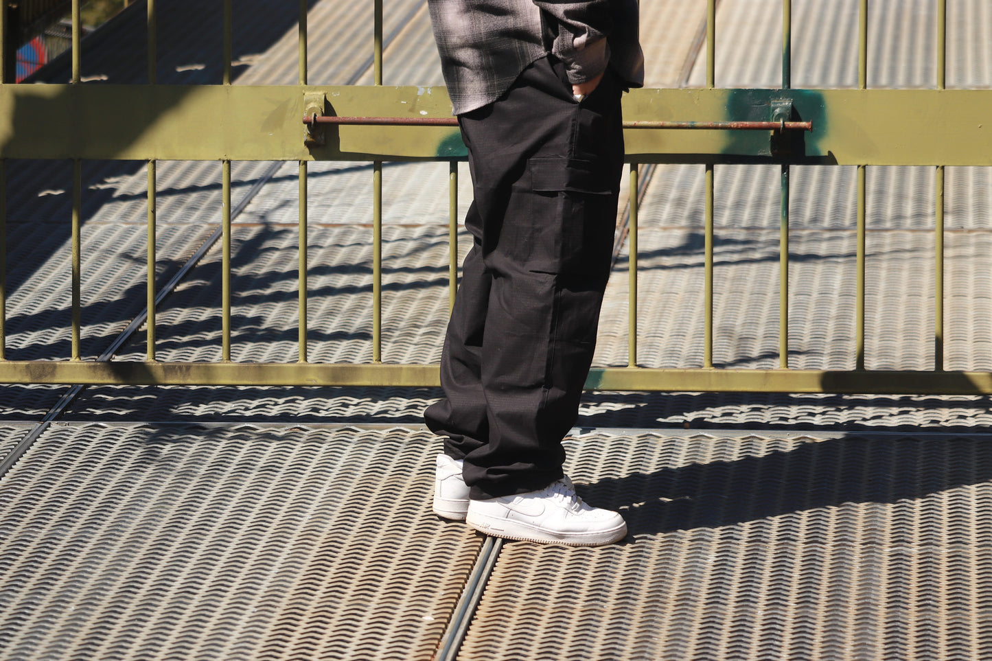 MAISON ARTICLE CARGO PANTS