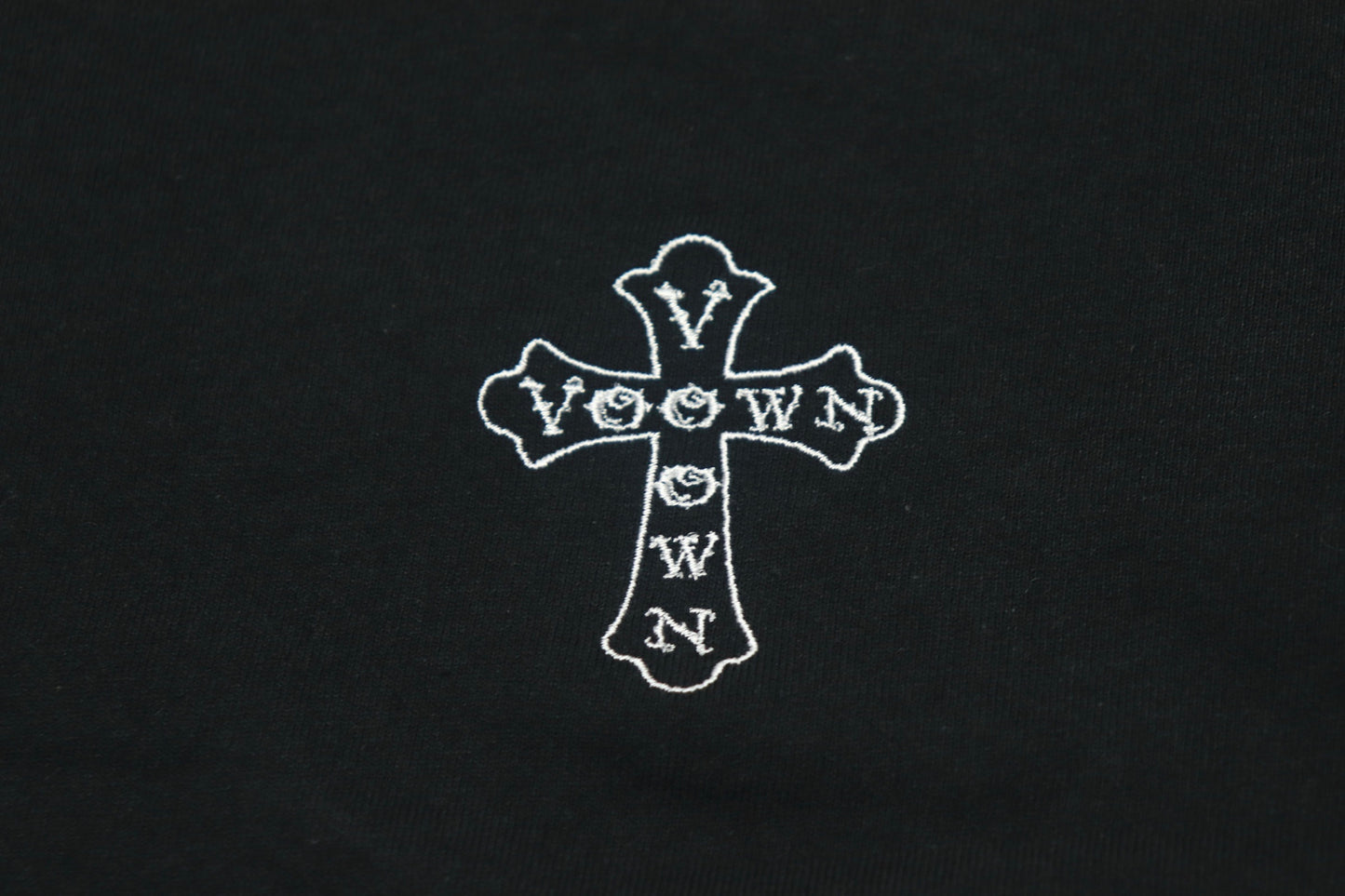 VOOWN Embroidery Cross Long Sleeve Tee