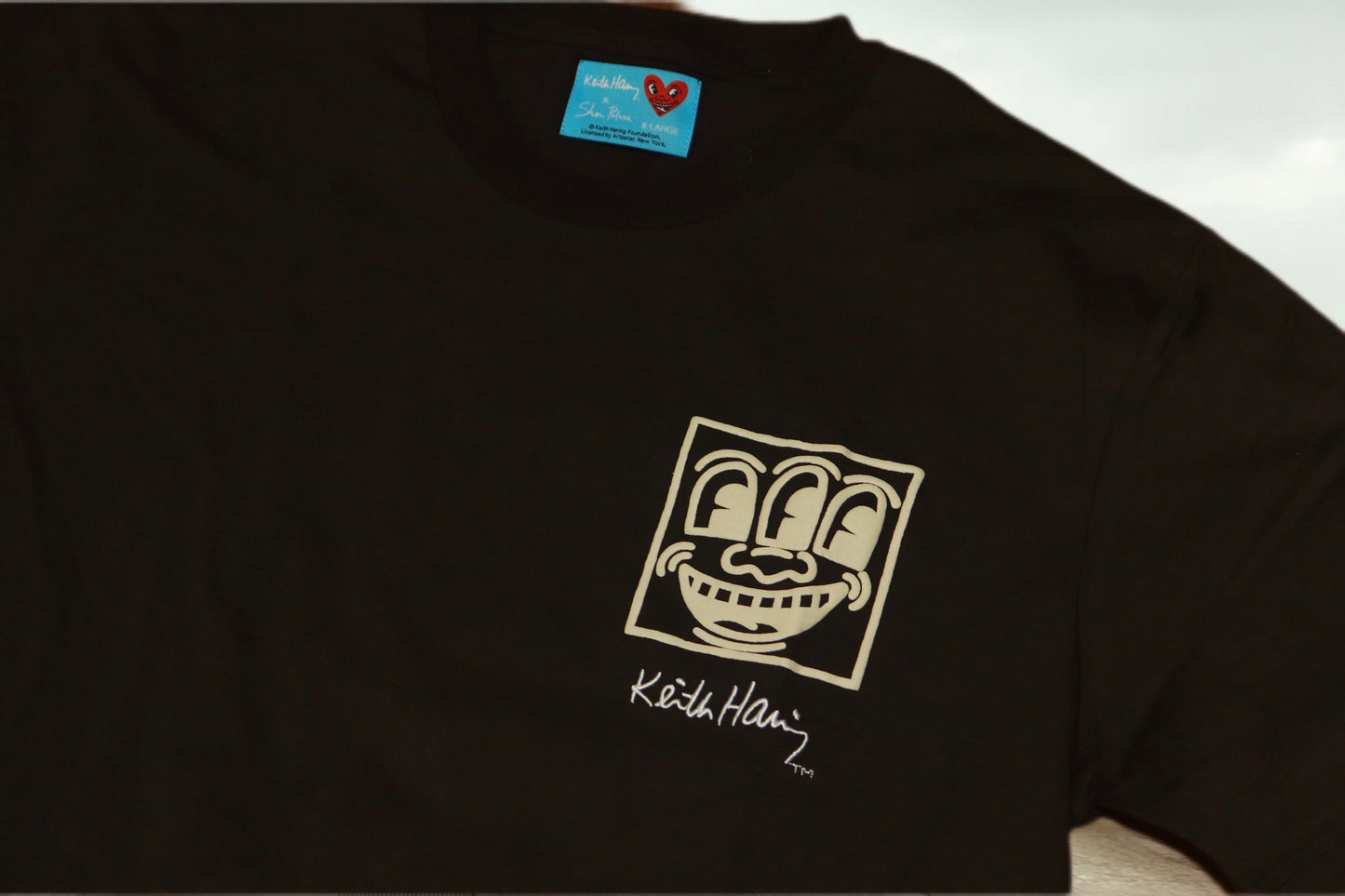 SP X KEITH HARING FINGERS CROSSED SHORT SLEEVE