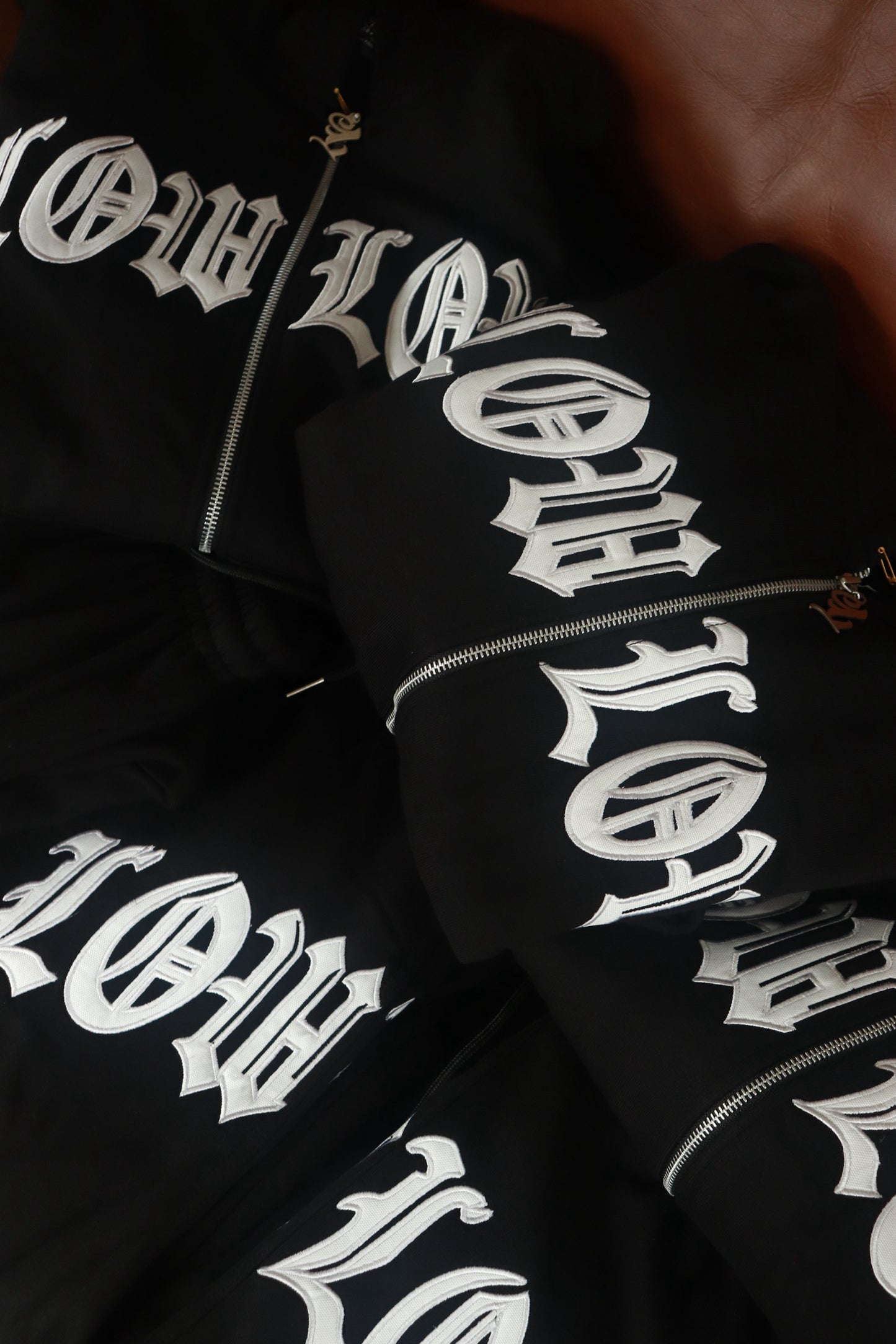 【限定アイテム】LOWLOW STREETWEAR LOWLOW LOGO Hoodie