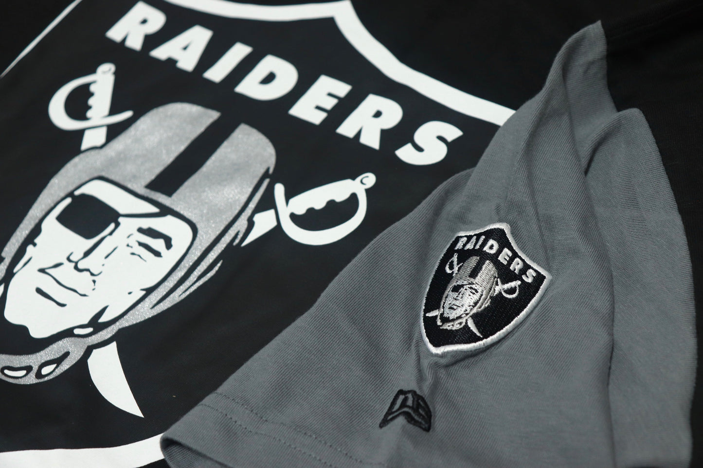 RAIDERS T-shirt