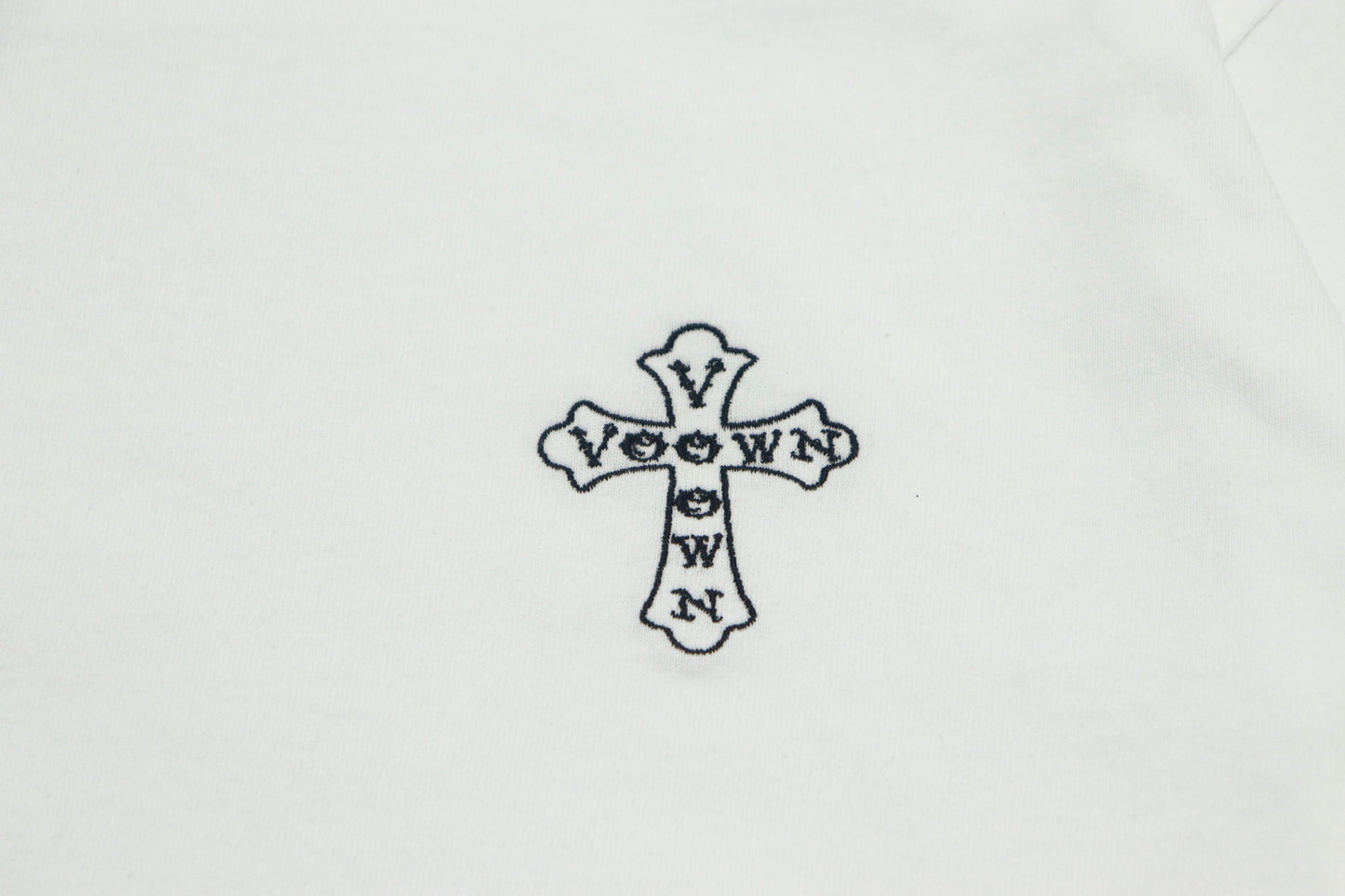 VOOWN Embroidery Cross Long Sleeve Tee