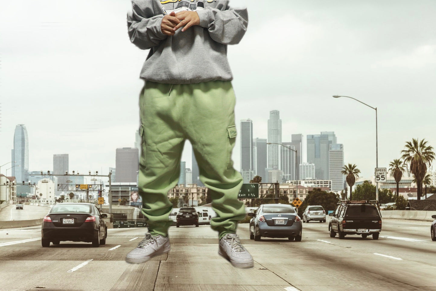 MAISON ARTICLE CARGO SWEAT PANTS