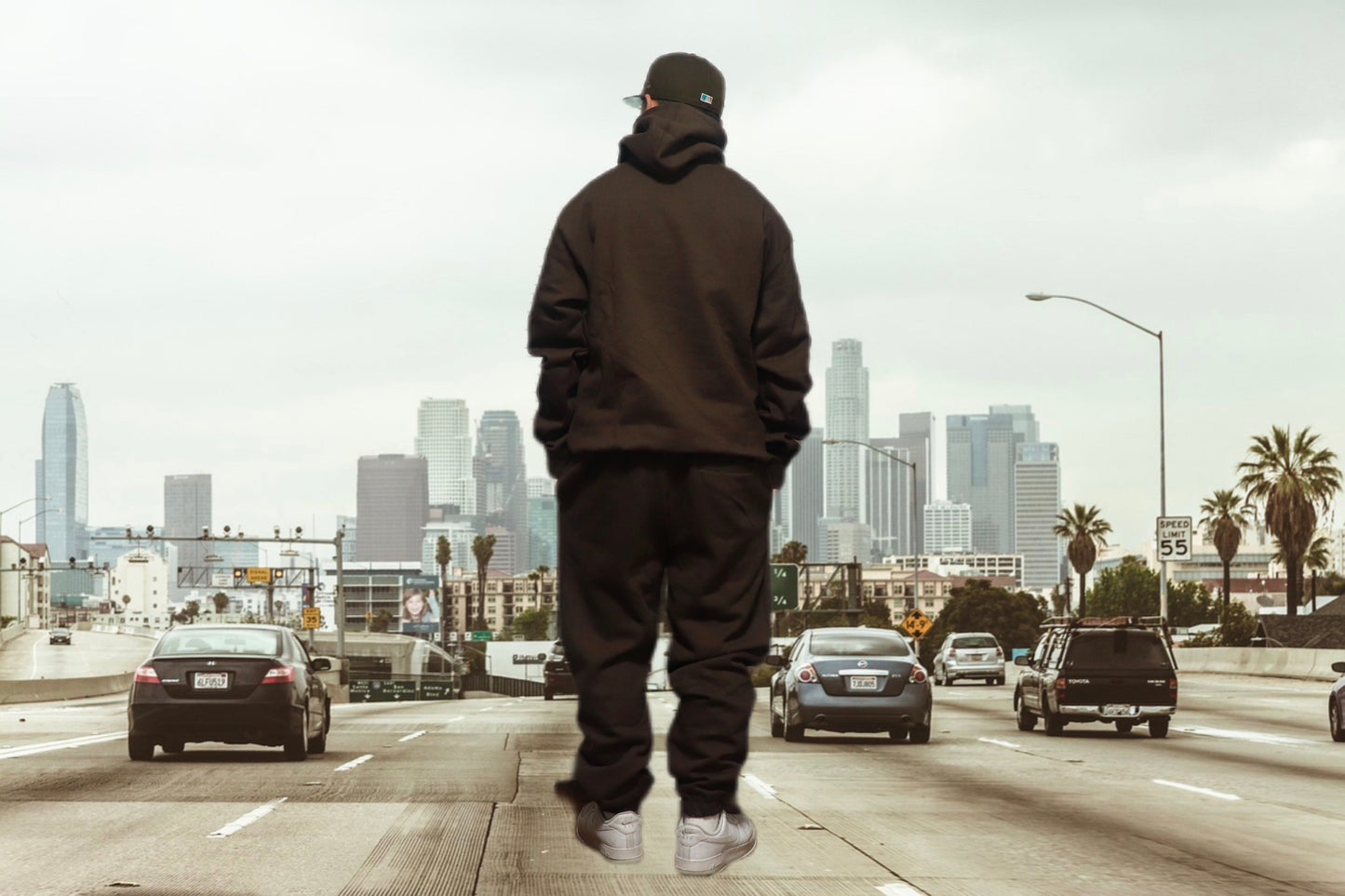 MAISON ARTICLE
PREMIUM FLEECE JOGGER PANTS BROWN