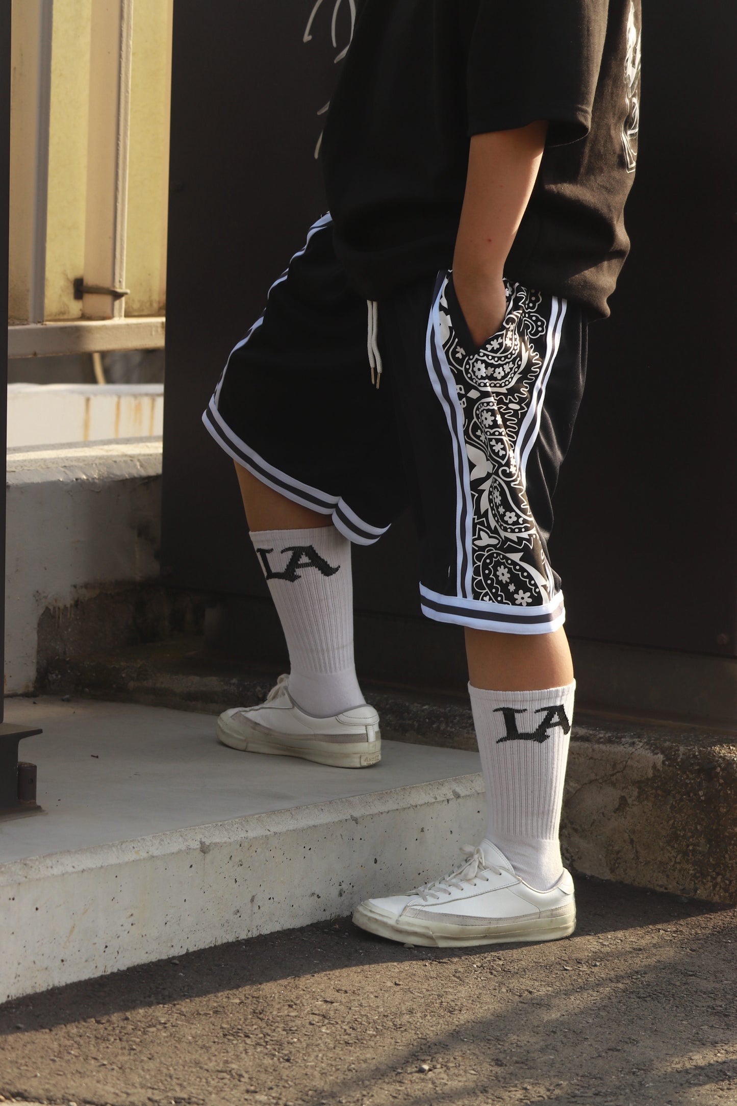 LOWLOW STREETWEAR LOWLOW Black Paisley Court Shorts  BK