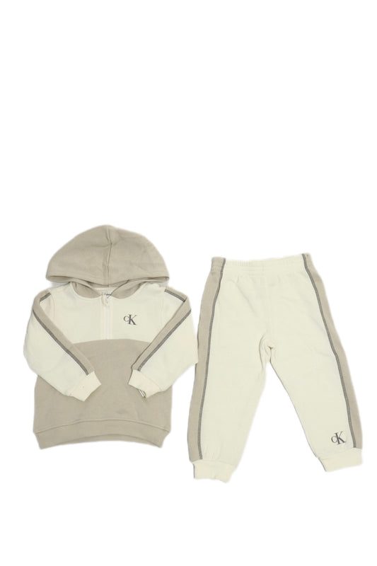 Calvin Klein  SETUP