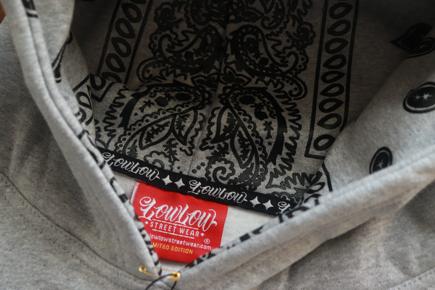 【限定生産)LOWLOW STREETWEAR HOOD GREY