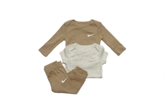 NIKE 3PIECE SET