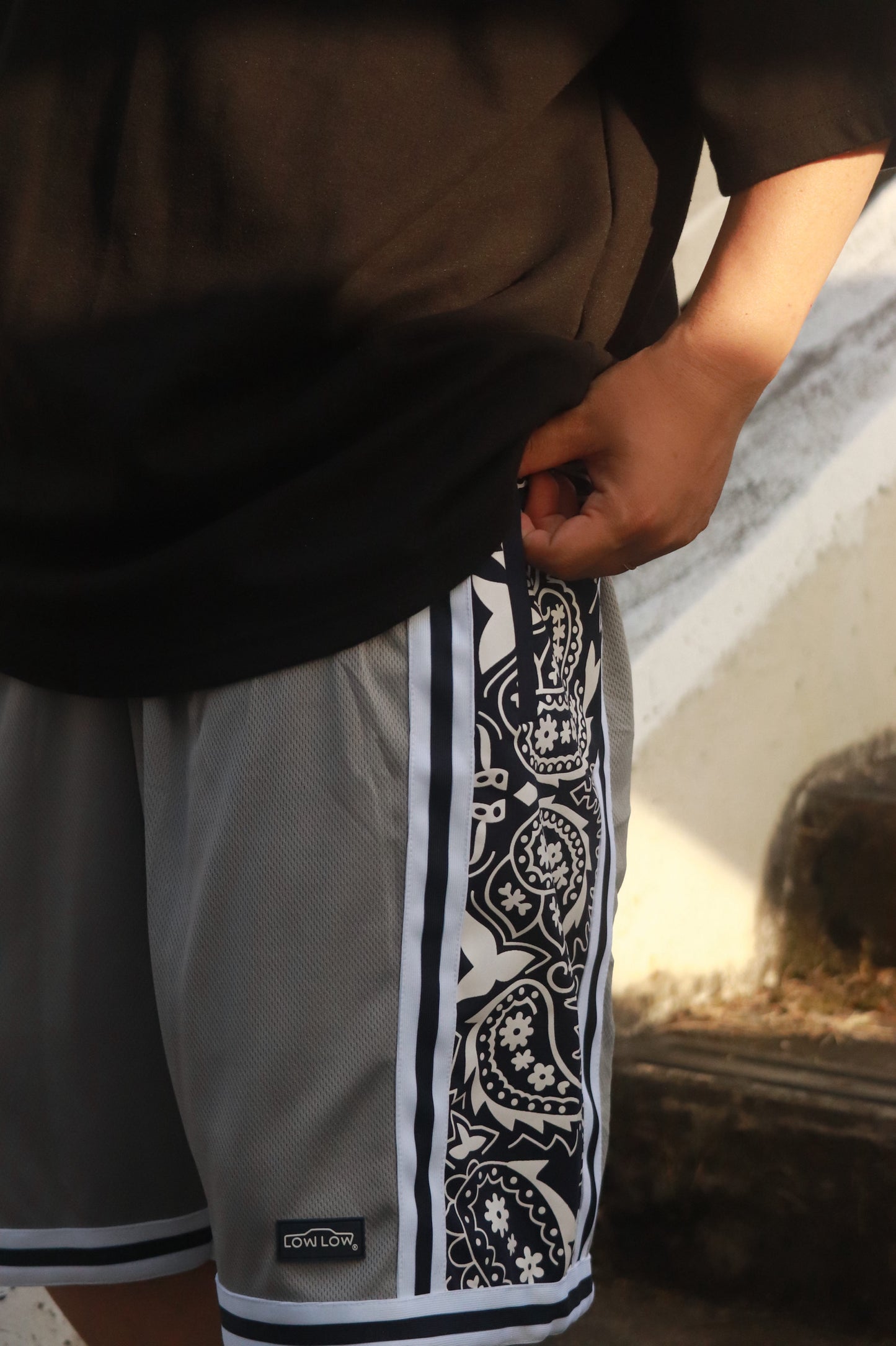 LOWLOW STREETWEAR LOWLOW Paisley Court Shorts – Navy